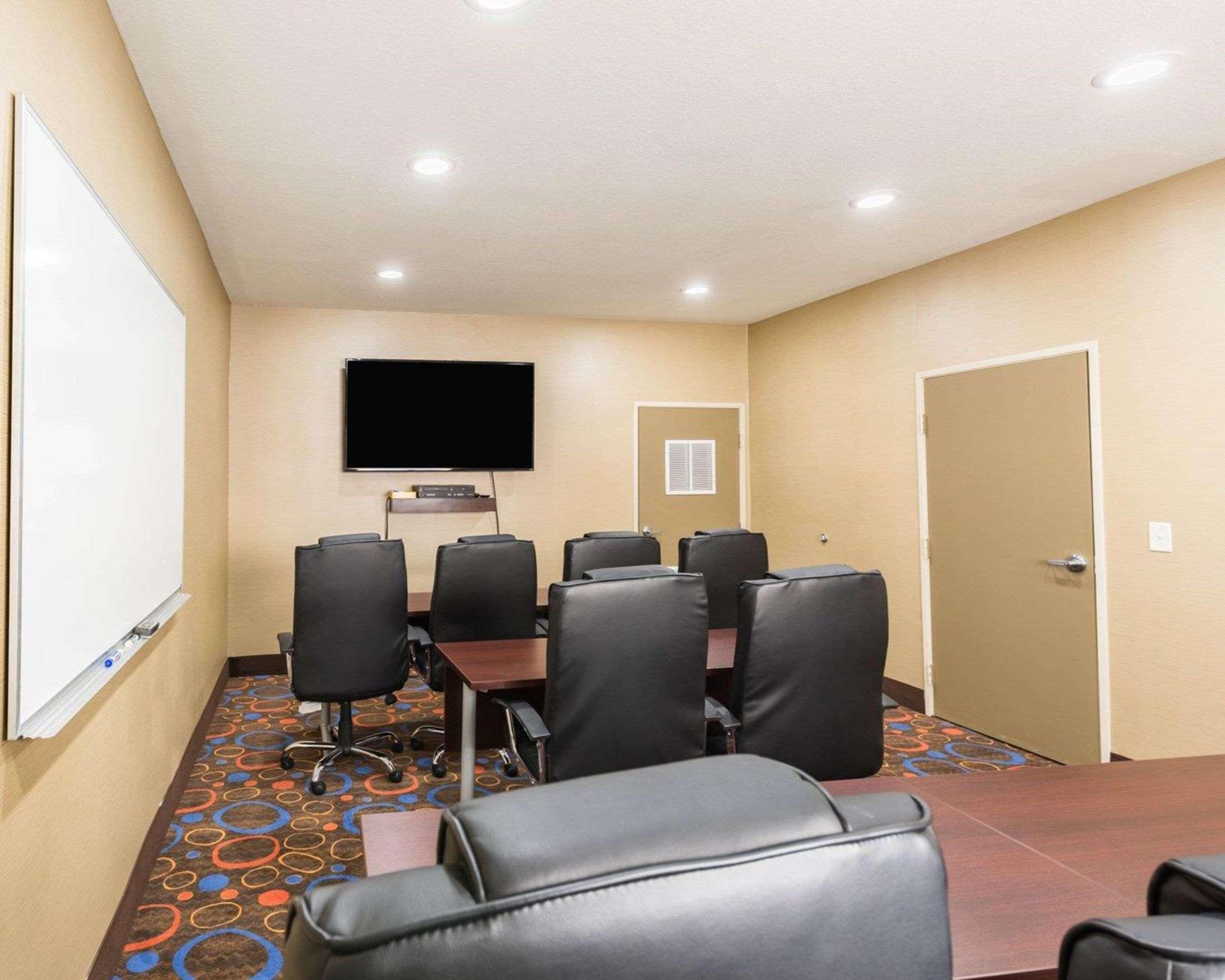 Econo Lodge Inn & Suites East Houston I-10 Eksteriør billede