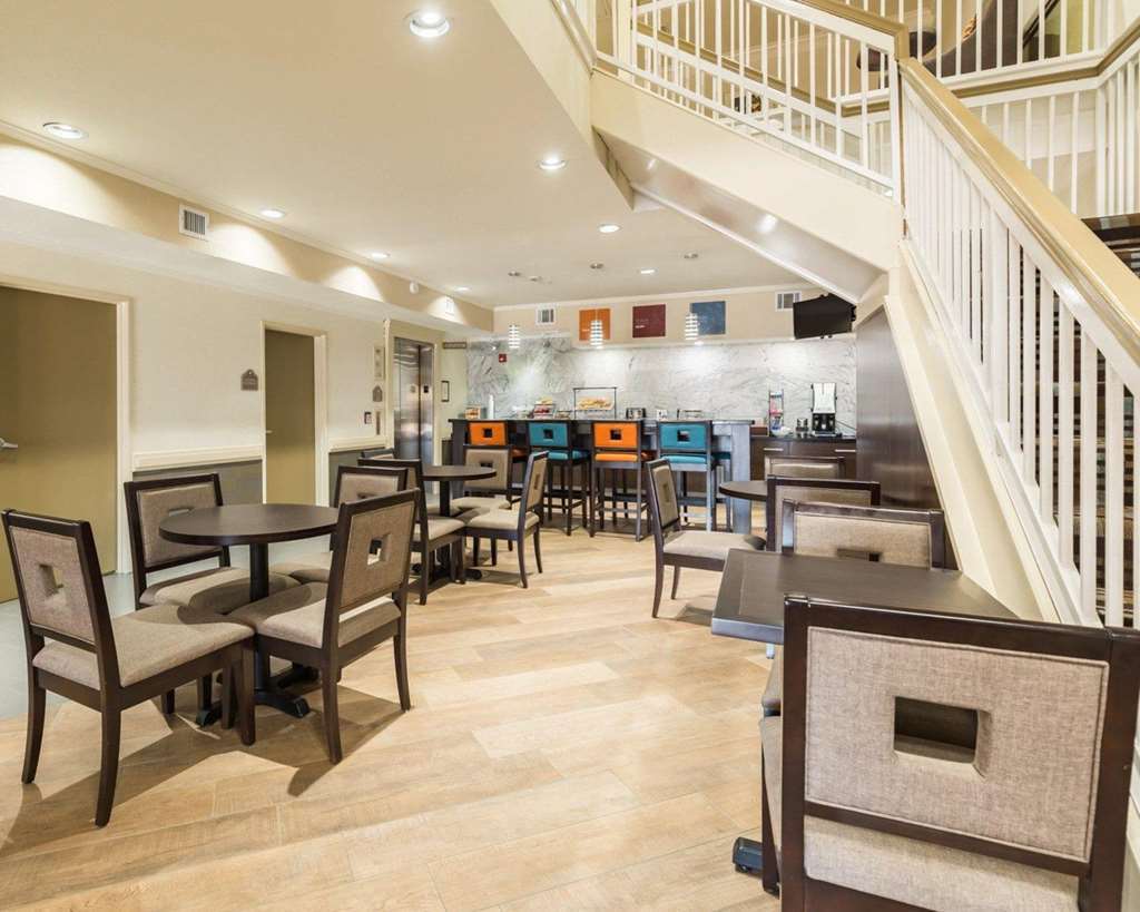 Econo Lodge Inn & Suites East Houston I-10 Restaurant billede